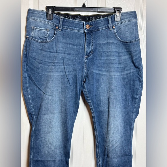 Riders by Lee Women's Skinny Jeans in Deep Blue - Picture 2 of 7